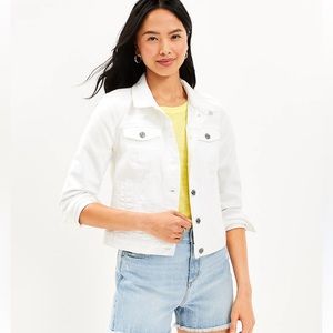 Loft Petite Denim Trucker Jacket in White Size L